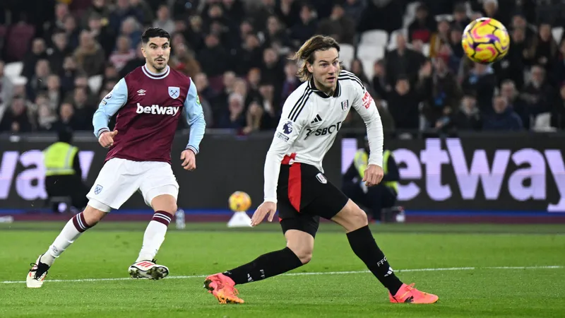 Trận đấu giữa West Ham và Fulham - "West Ham" vs